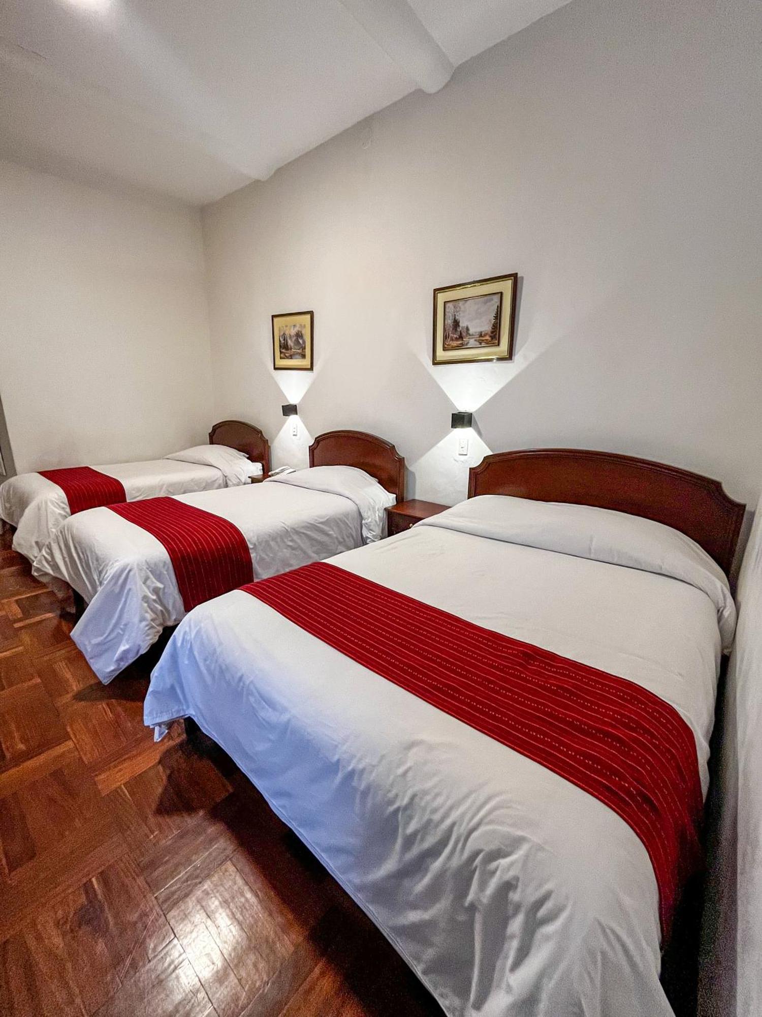 Hotel Plaza Saphi
