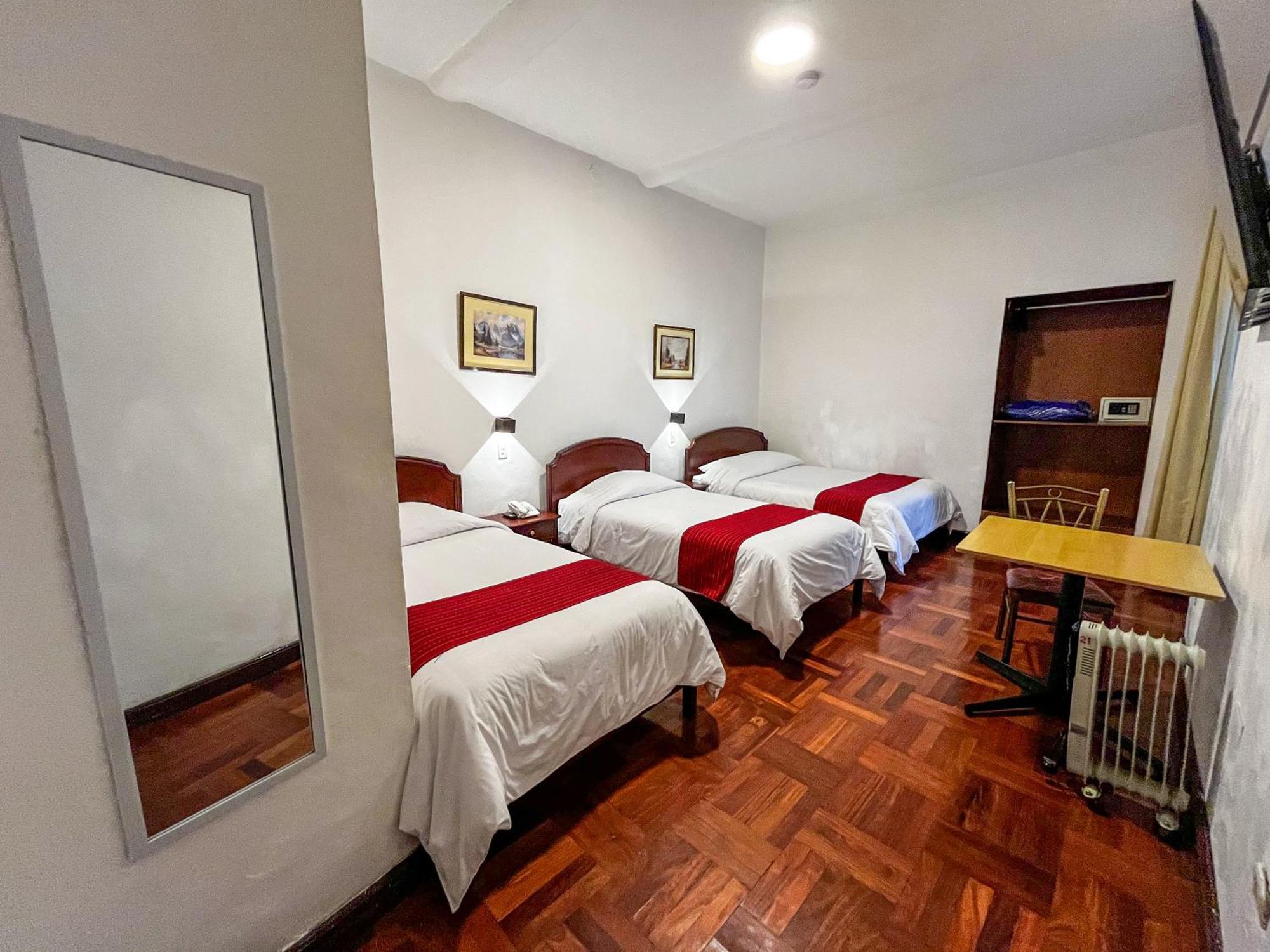 Plaza Saphi Hotel 3*
